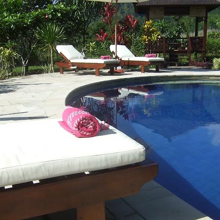 Guesthouse Rumah Senang Kalibaru Kültér fotó