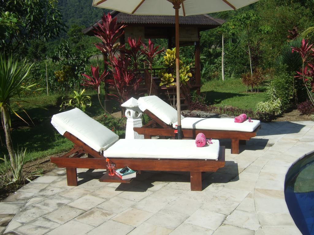 Guesthouse Rumah Senang Kalibaru Kültér fotó
