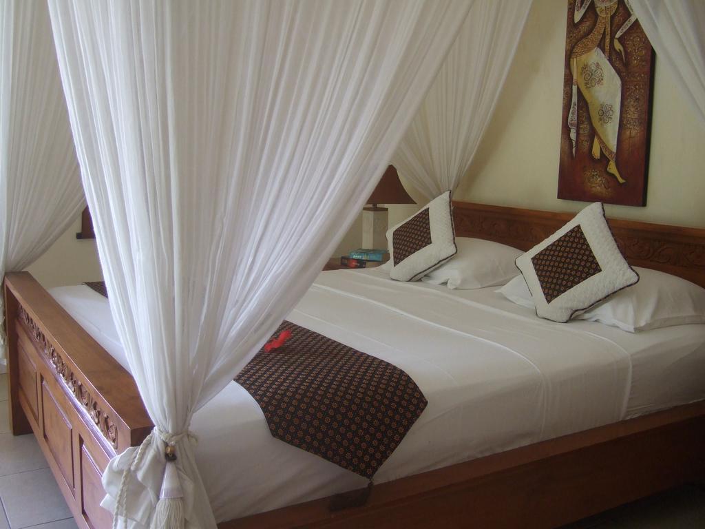 Guesthouse Rumah Senang Kalibaru Kültér fotó